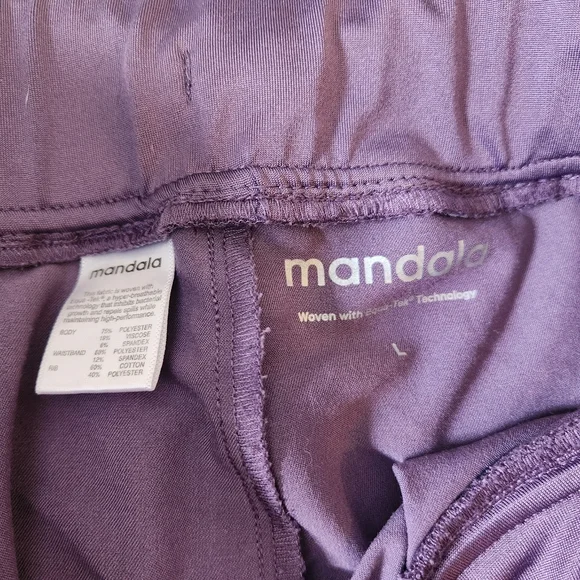 Mandala Scrubs - Picture 5 of 5